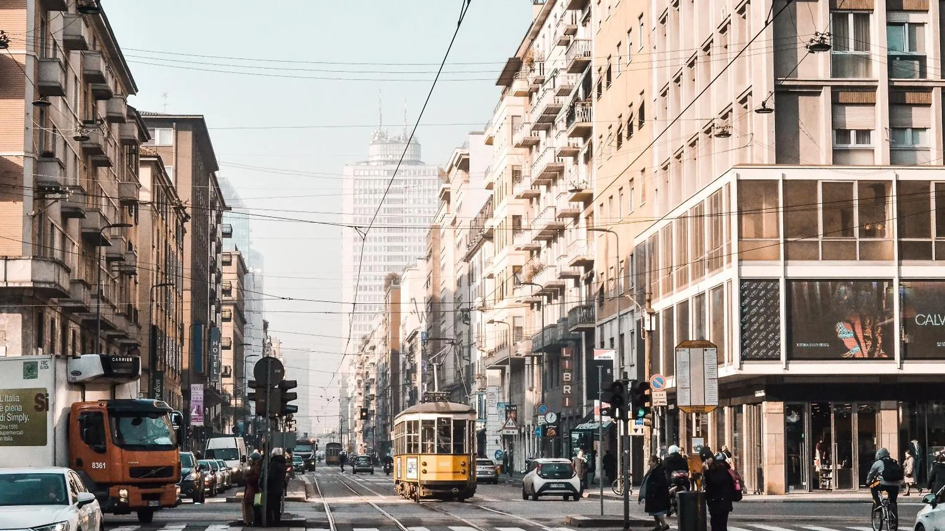 I M1-M2 2Min I Strategic, Modern, Quiet Apartment Milan