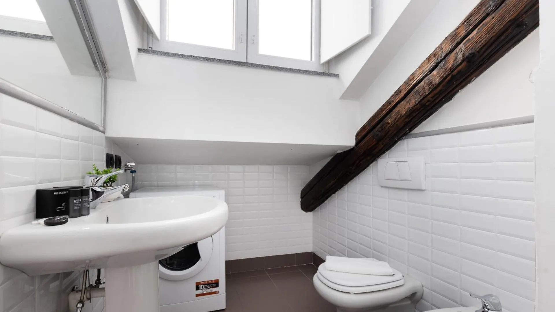 I M1-M2 2Min I Strategic, Modern, Quiet Apartment Milan